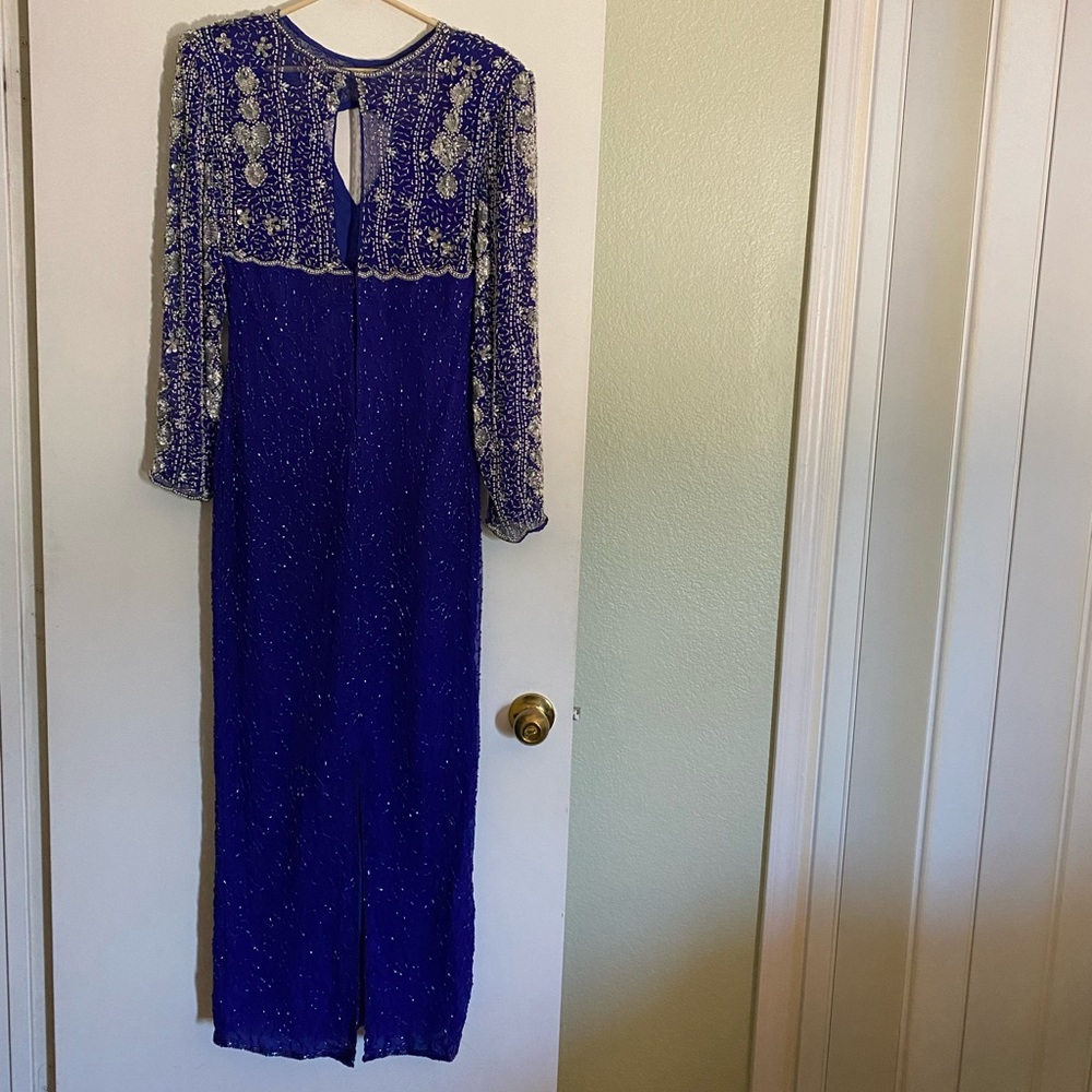 Laurence Kazar Elegant beaded dress. - Picture 2 of 3